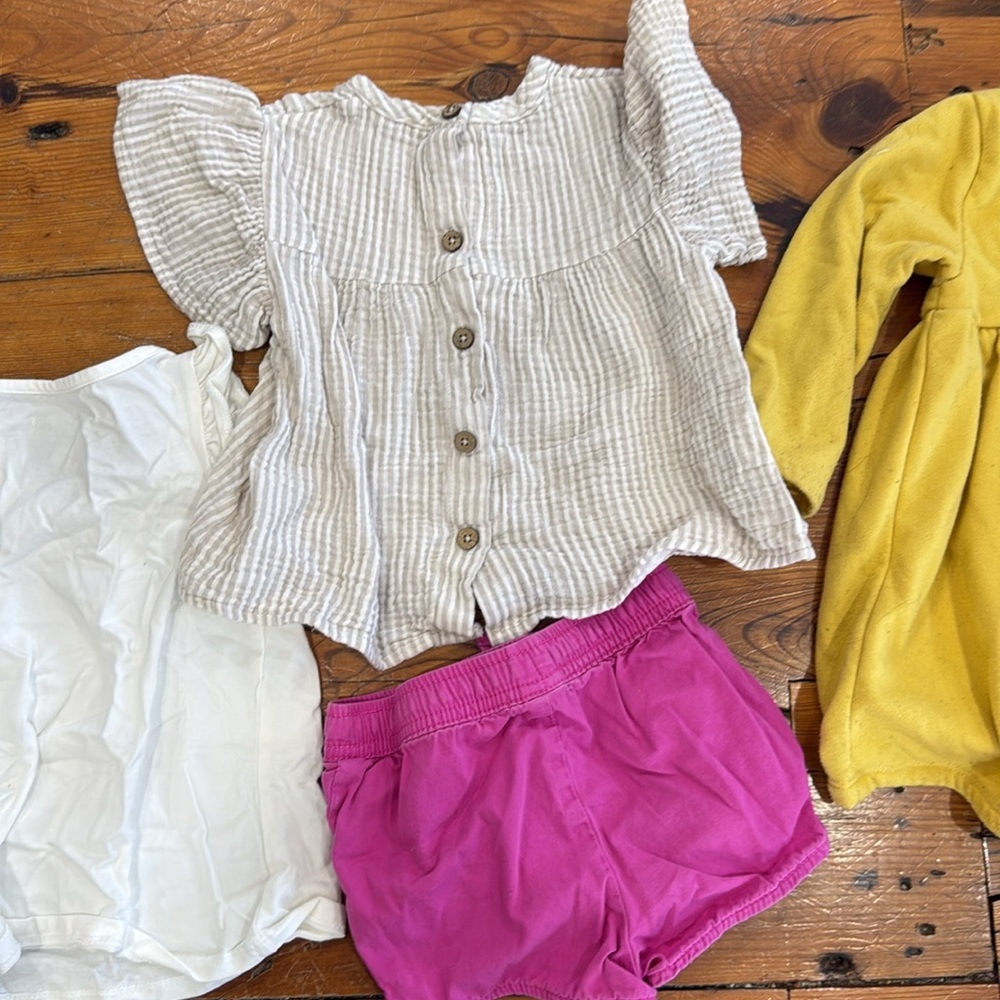 2T toddler girl bundle of clothes Sumer boho encanto dress size 2T - Picture 7 of 8
